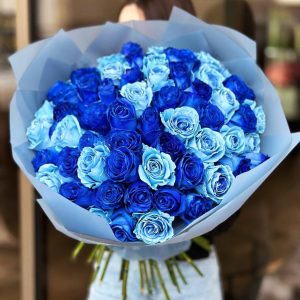 Valentine's Breath of Love Bouquet: A captivating arrangement of exquisite roses, named for its enchanting essence. The perfect choice for expressing deep emotions and celebrating love on special occasions.
