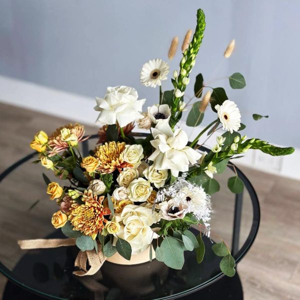 Ecliptic Floral Composition: indulge in the enchantment of floral diversity