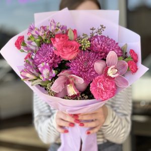 Capture the timeless essence of love with 'Love Through the Years' bouquets – each arrangement a symbol of enduring affection, crafted with a blend of classic blooms and everlasting charm. Explore our collection and celebrate your love story today!