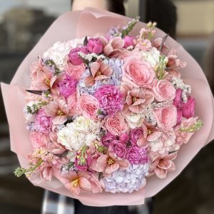 Express gratitude from the heart with 'Thank You Mom' bouquets – each arrangement a loving tribute to the woman who shapes our lives with care and devotion. Explore our heartfelt collection today and say 'thank you' with flowers as beautiful as her love.
